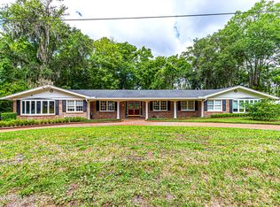 8204 Jose Cir W, Jacksonville, FL 32217