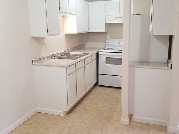 4th image of 200 E Market St APT 151