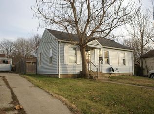 909 N State St, Marion, IL 62959