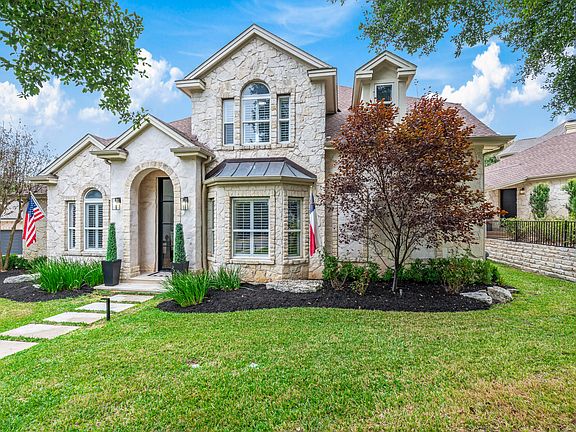 3rd image of 6637 Dogwood Creek Dr