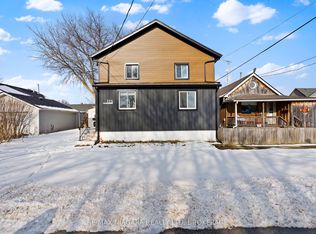 115 Kinnear St #1, Pt Colborne, ON L3K 1A8