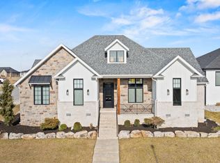 205 N Blarney Ct, Nixa, MO 65714