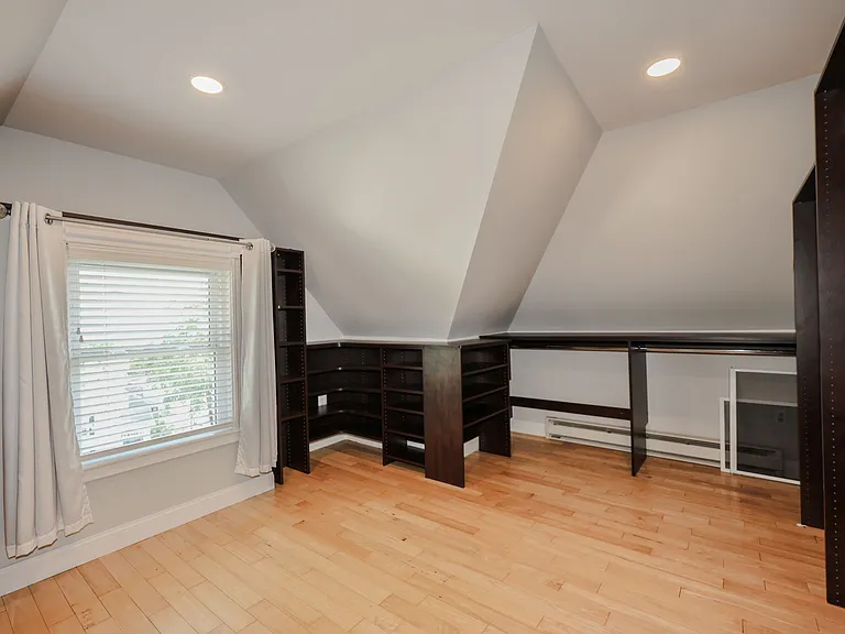 65 Hubbard St #2 — Photo 40