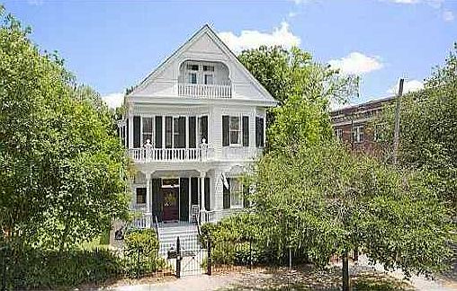1st image of 1201 Napoleon Ave