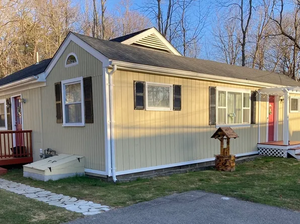 27 Morgan Rd, Holbrook, MA 02343