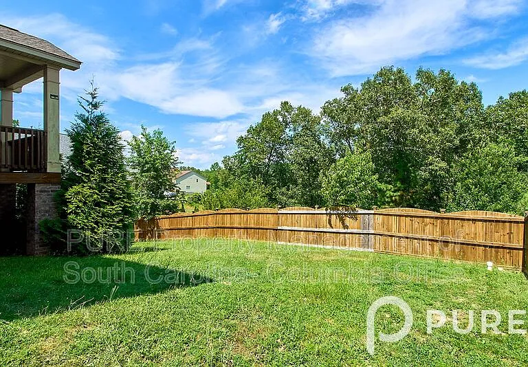 452 Rushfoil Dr — Photo 3