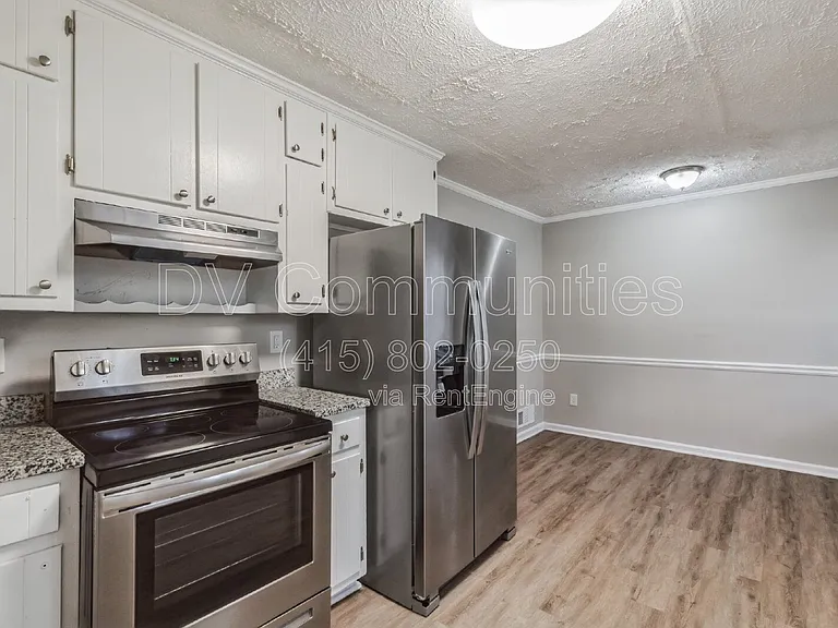 1605 Sugar Plum Dr SW — Photo 13