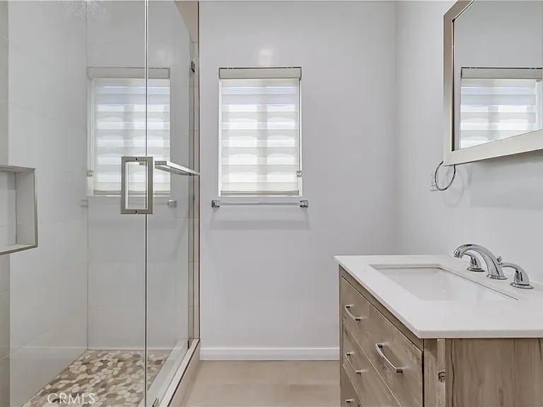 8740 Paso Robles Ave — Photo 16
