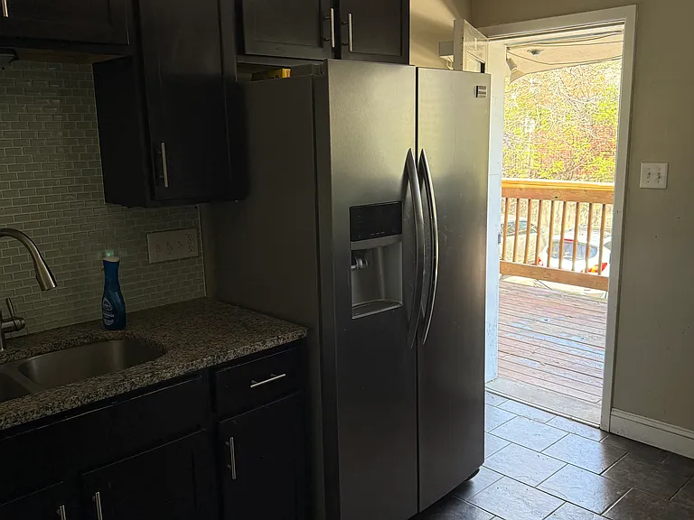 8421 Delmar Blvd #2E — Photo 7