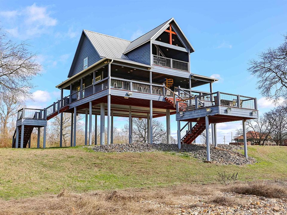1st image of 316 Tranquil Ln