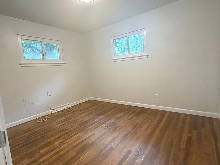 621 Pinellas Dr — Photo 14