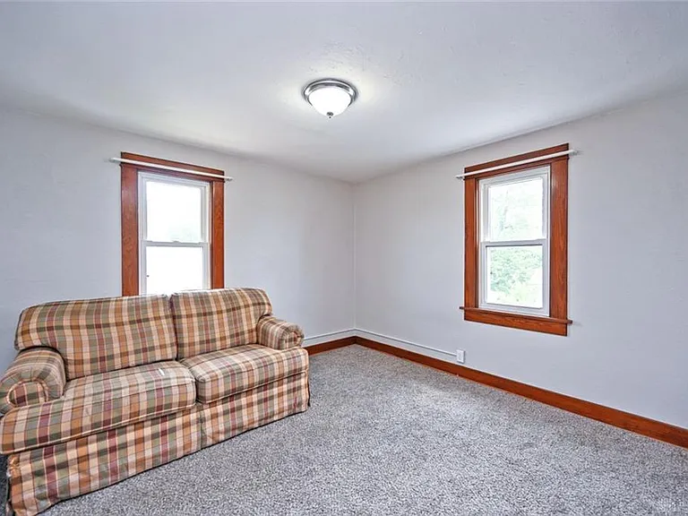 2368 Fauver Ave — Photo 26