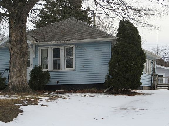 2nd image of 112 5th Ave S