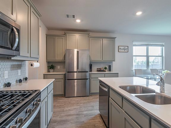 3rd image of 6017 Wildflower Way