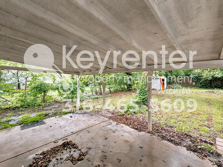 915 N Harding Ave — Photo 5