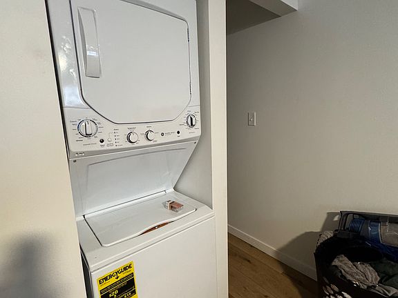 5th image of 1923 Anderson Ave APT 10