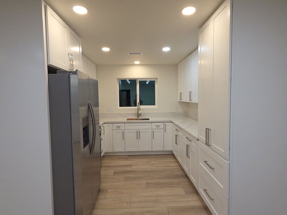 1st image of 1055 Via Esmeralda #2