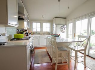 142 Calumet St #PENTHOUSE, Roxbury Crossing, MA 02120