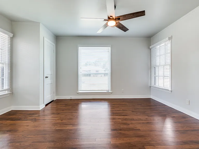 Second bedroom faces the street