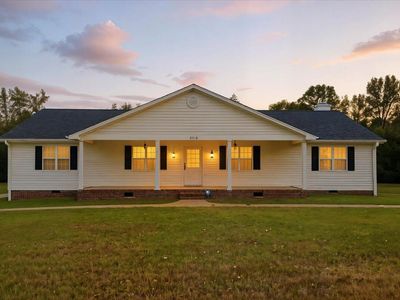 8915 W Mount Dr, Rocky Mount, NC, 27803