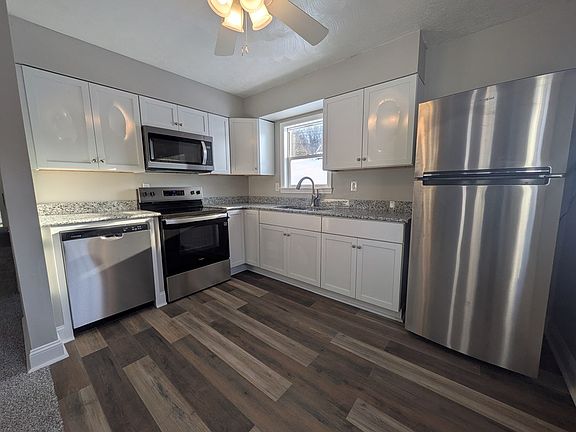 3rd image of 3818 Big Run Rd