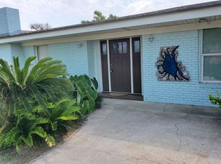 446 Copano Ridge Rd, Rockport, TX 78382