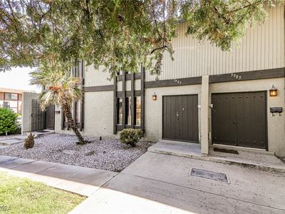 5903 Bromley Ave, Las Vegas, NV, 89107