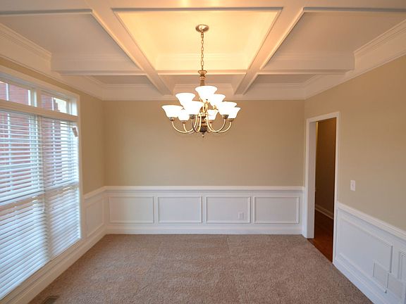5th image of 40 Northwood Oak Ct
