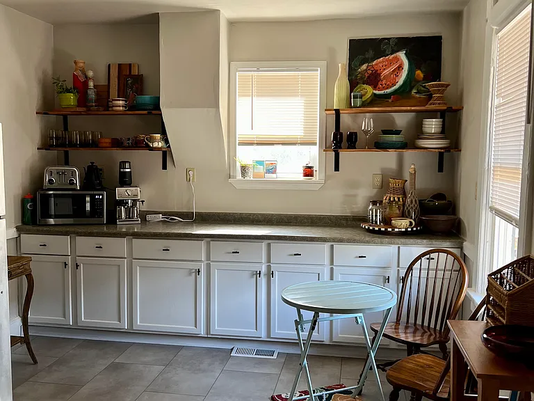 2030 N Farwell Ave #A — Photo 13