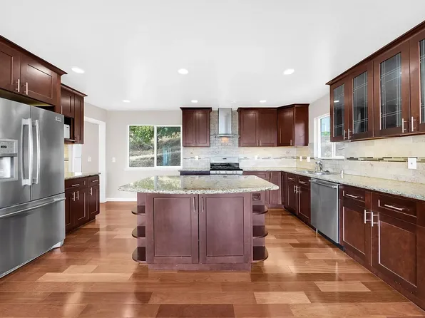 430 Erlin Dr, San Carlos, CA 94070