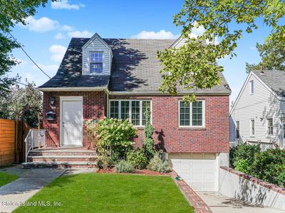 710 Oakland Ave, Staten Island, NY, 10310