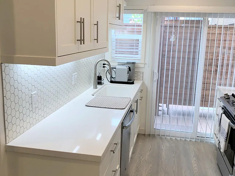 Left Side of Kitchen