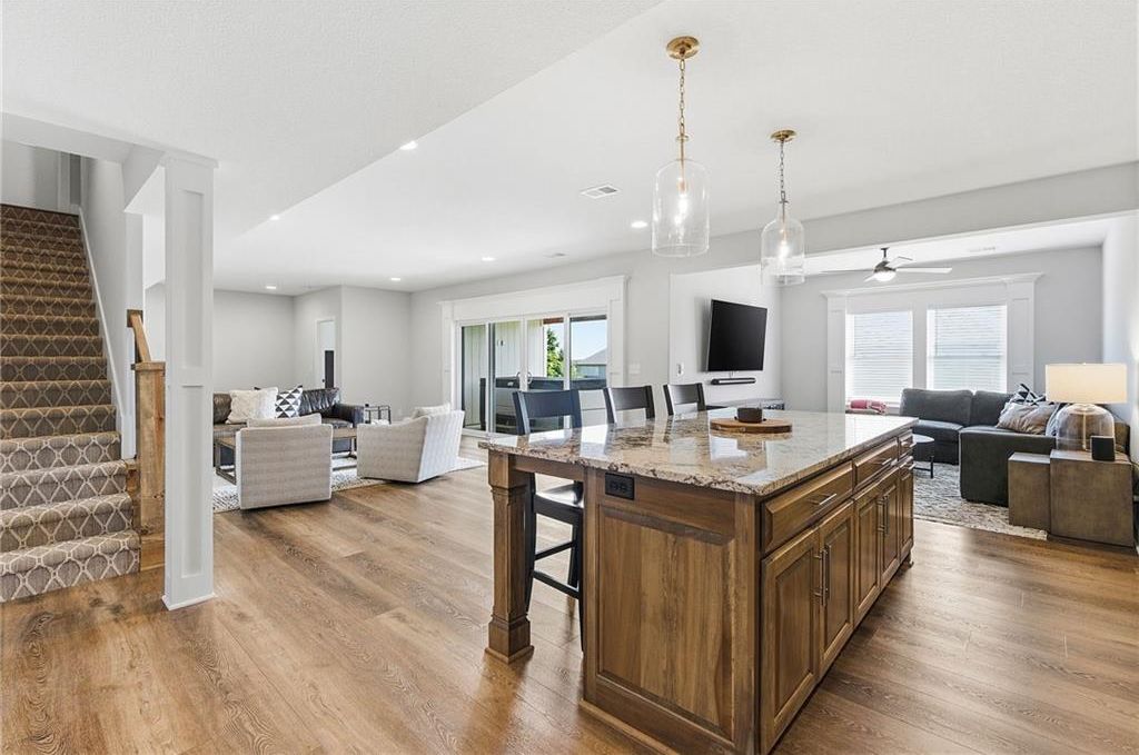 183 SW Roosevelt Rdg, Lees Summit, MO - View 6