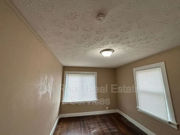 426 Otterbein Ave — Photo 23