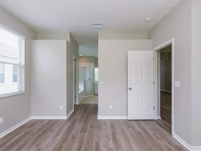 1614 Wakefield Dr — Photo 8