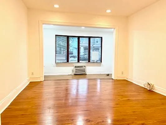 Rented by Douglas Elliman | media 6