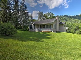 E4710 Koll Rd, Coon Valley, WI 54623