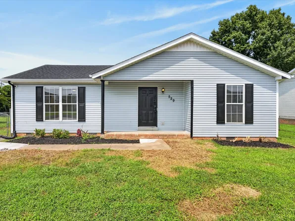 529 Gainey Dr, Oak Grove, KY 42262