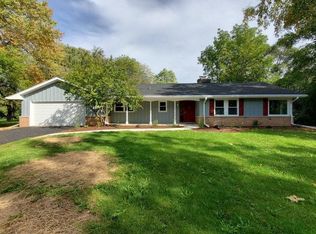 12116 N Briarhill Rd, Mequon, WI 53097
