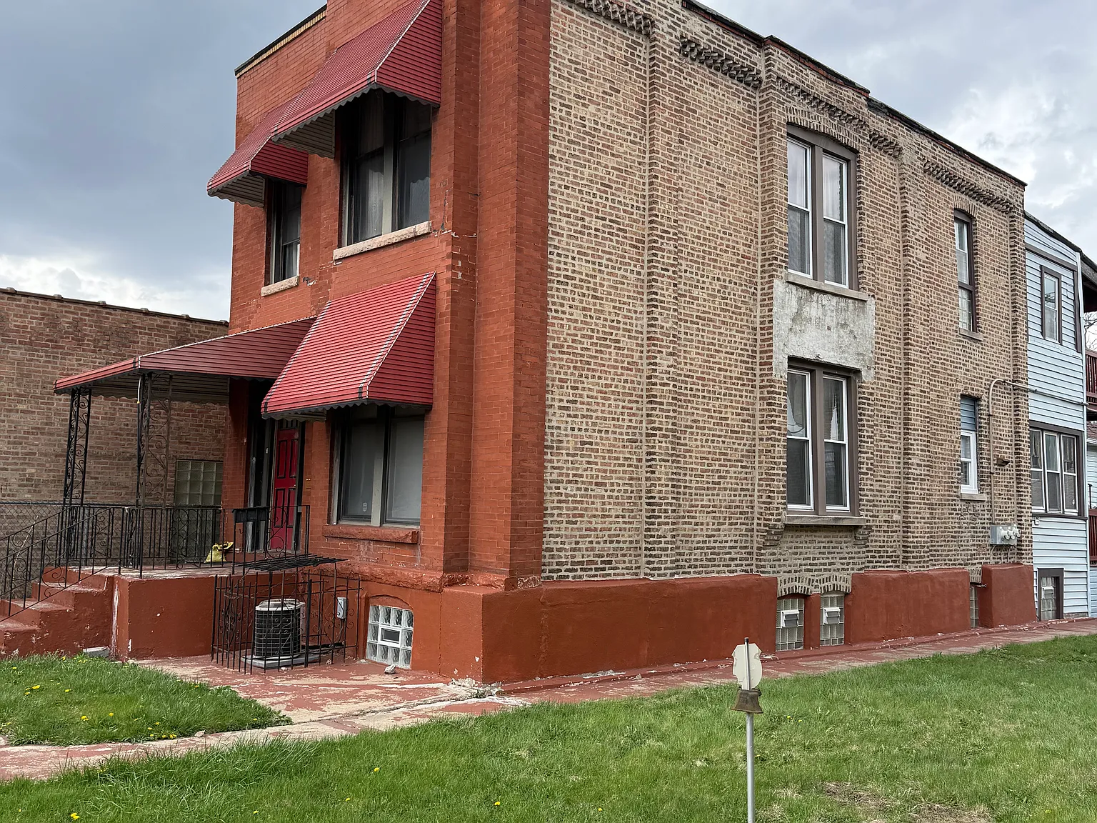 3 bed, 1000 sqft, $1,500 — Photo 2