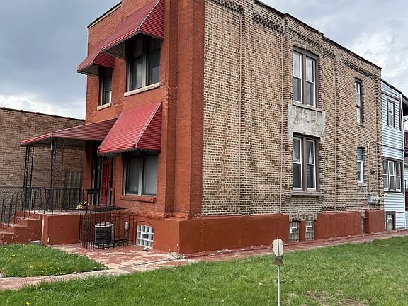 2nd image of 1740 W 87th St #2