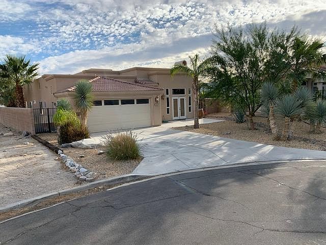 1st image of 64975 Leonard Ct