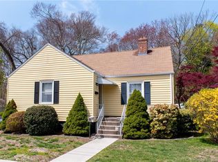 37 Fowler Ct, New London, CT 06320