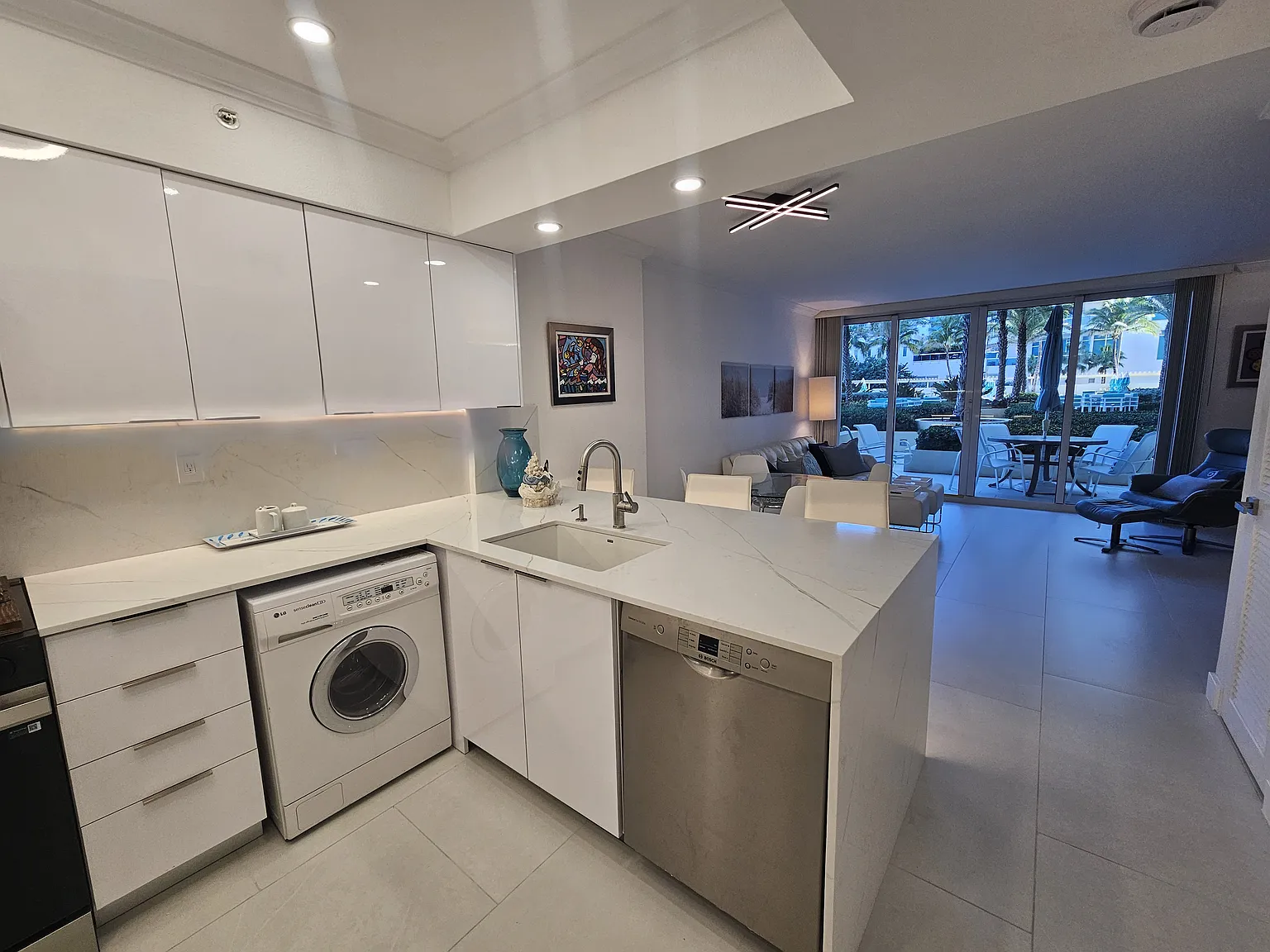 1 bed, 475 sqft, $2,300 — Photo 2