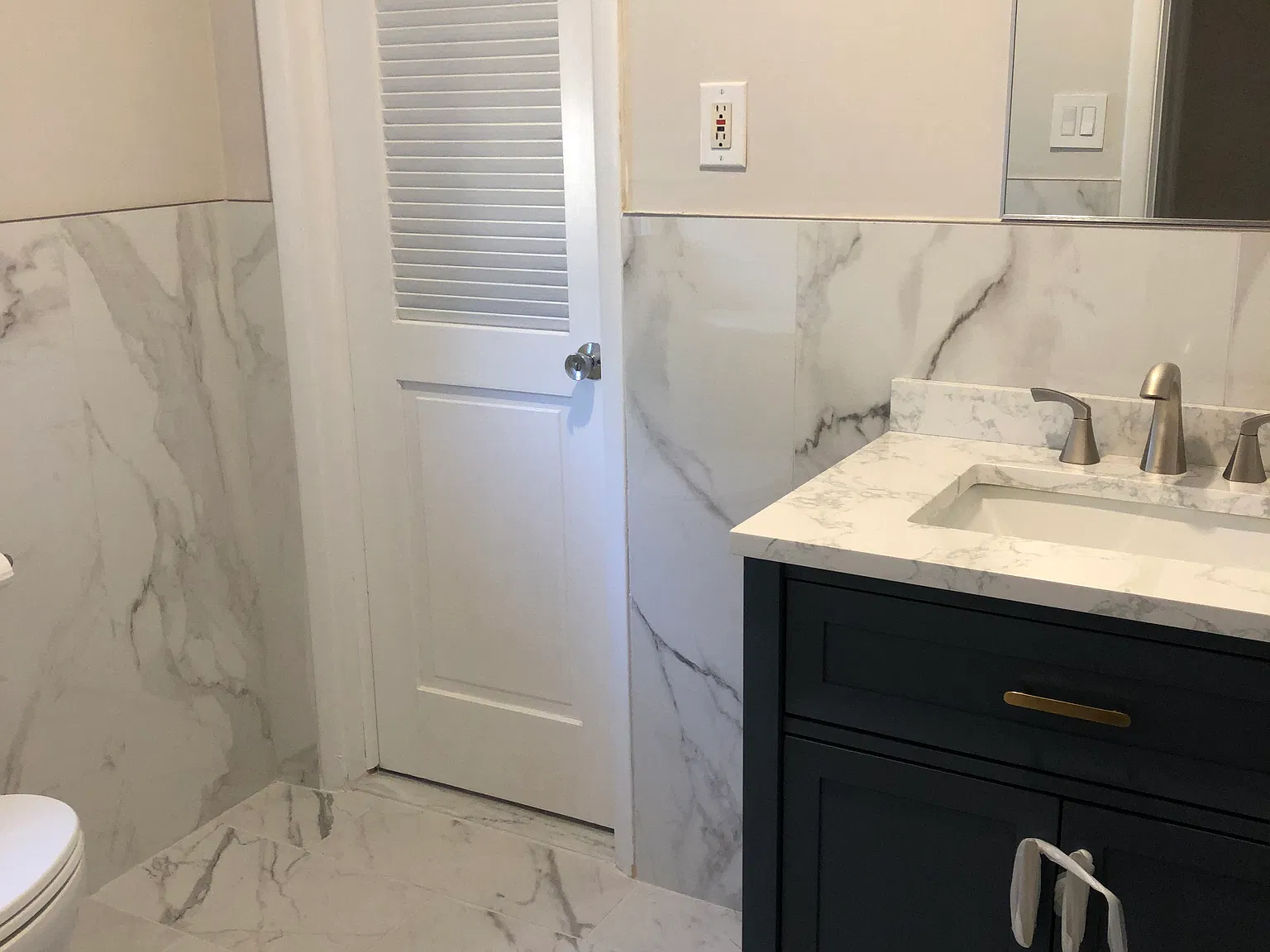 3 bed, 1.5 bath, 1300 sqft, $3,299 — Photo 1