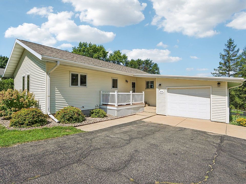 1st image of 212 Nesheim Trl