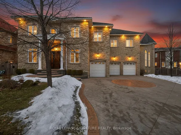 26 Alai Cir, Markham, ON L3R 1E2