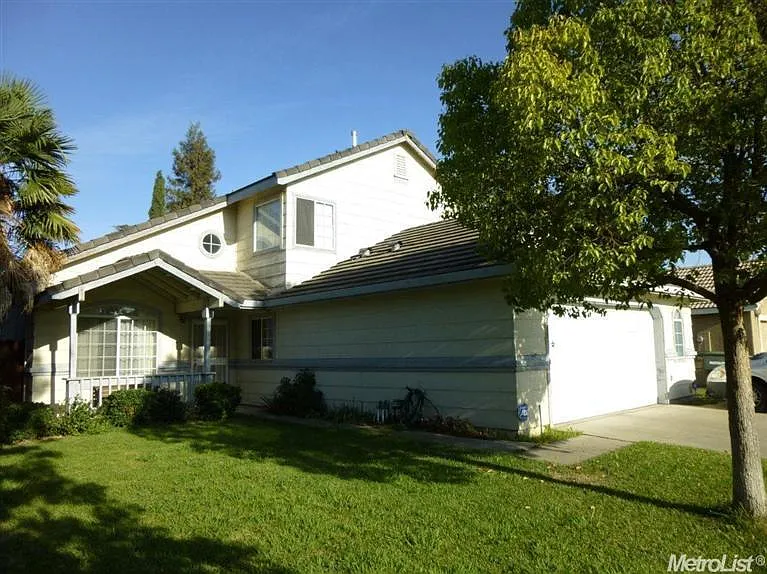 5228 Avante Ln photo 1