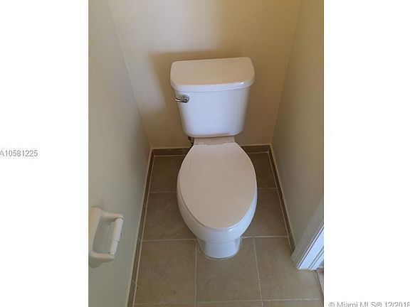 4th image of 8913 W 35th Way