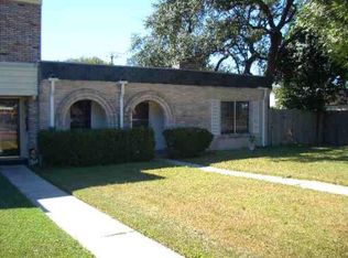 202 Amistad Blvd, Universal City, TX 78148